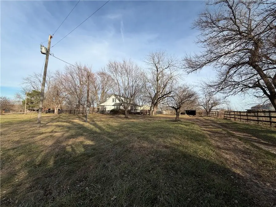 21709 E 321st Street, Harrisonville, MO 64701 - Image #2
