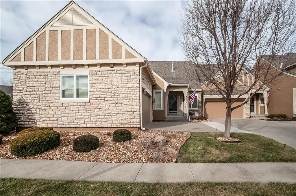 7866 W 157th Terrace, Overland Park, KS 66223 - Image #1
