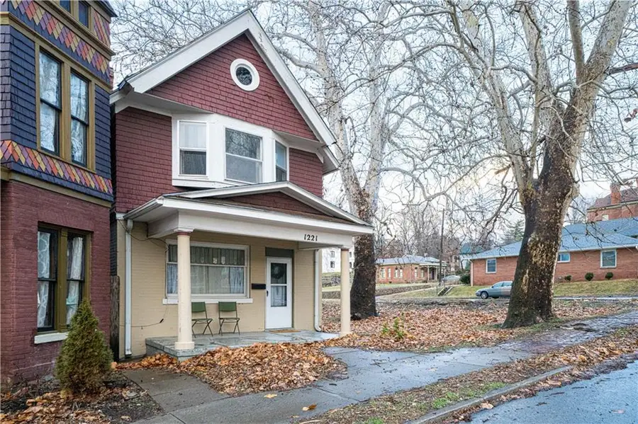 1221 Felix Street, Saint Joseph, MO 64501 - Image #2