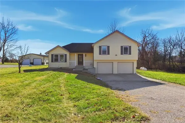 5950 SE Hilltop Road, Holt, MO 64048