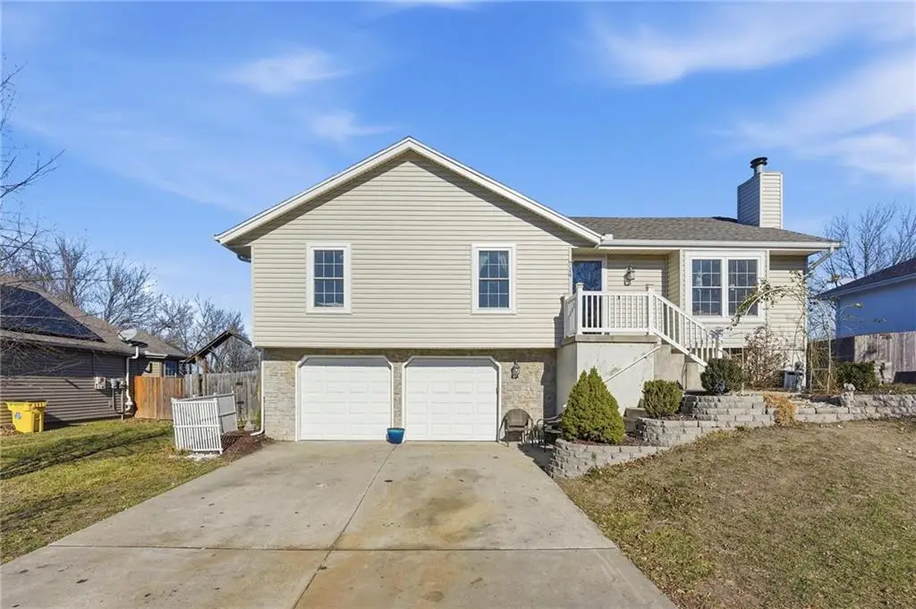 714 Nelson Drive, Grain Valley, MO 64029 - Image #1