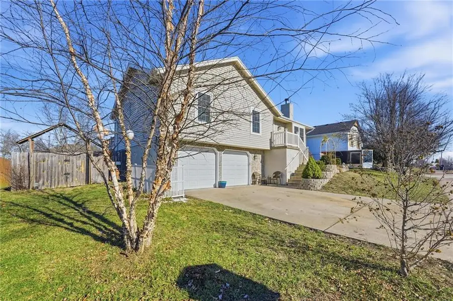 714 Nelson Drive, Grain Valley, MO 64029 - Image #3