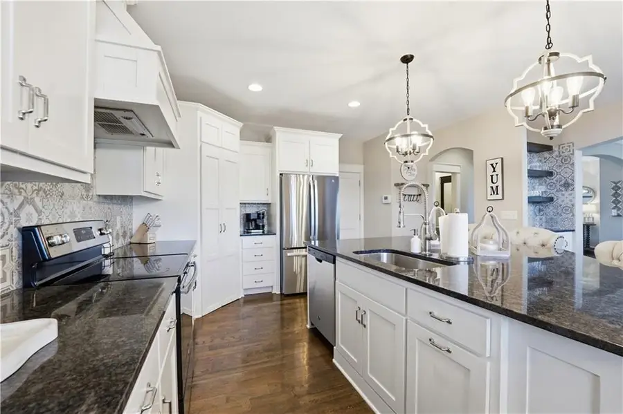 16936 W 163rd Terrace, Olathe, KS 66062 - Image #3