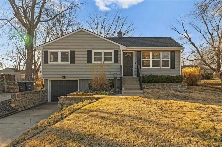 602 S Cedar Street, Belton, MO 64012 - #3