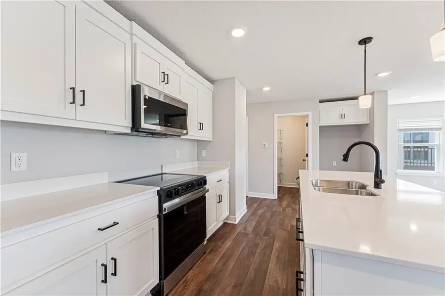 8814 SW 10th Street, Blue Springs, MO 64064 - Image #2