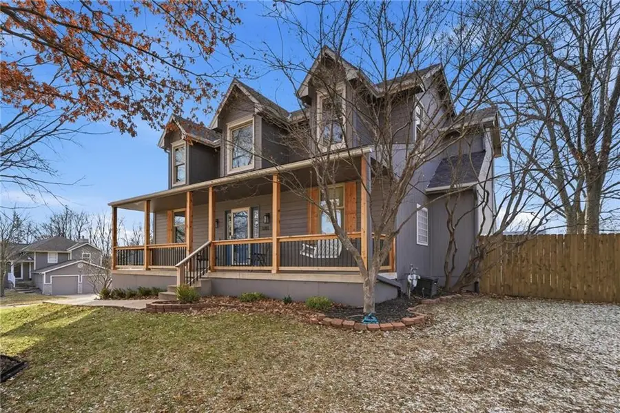1201 Southcrest Drive, Blue Springs, MO 64015 - Image #3