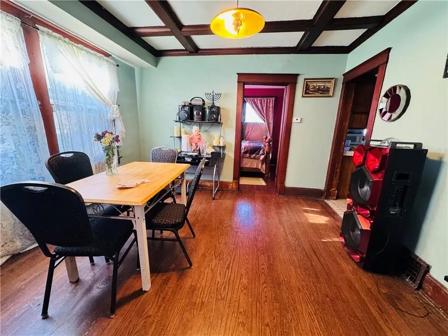 318 Barat Avenue, Kansas City, MO 64123 - Image #3