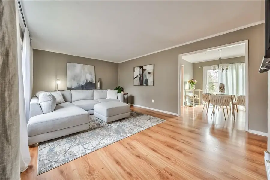 7605 Rainbow Drive, Prairie Village, KS 66208 - Image #2