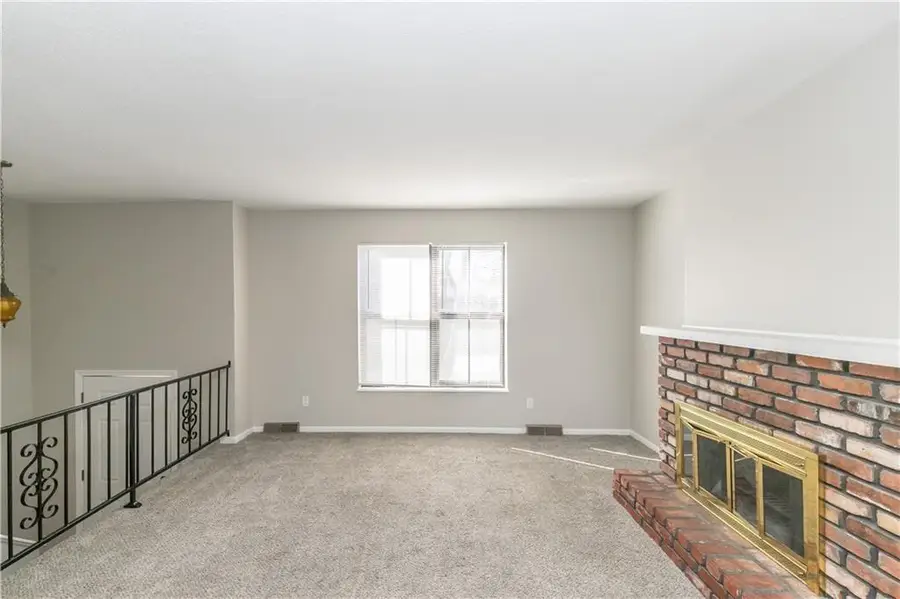 9857 N Cherry Street, Kansas City, MO 64155 - Image #3