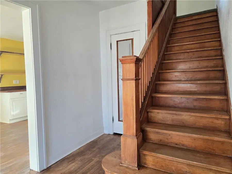 5836 Michigan Avenue, Kansas City, MO 64130 - Image #3