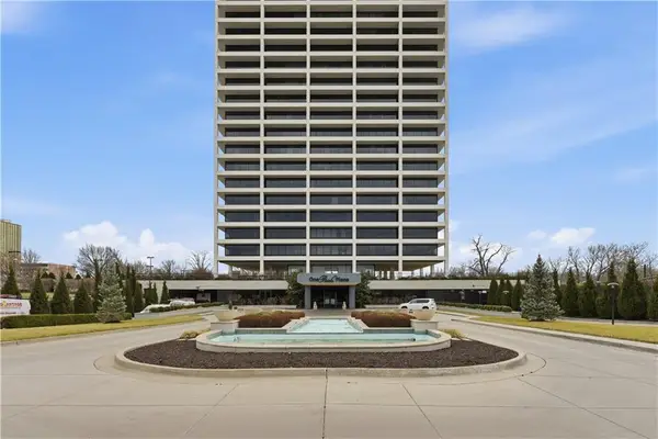 700 W 31st Street #1502, Kansas City, MO 64108