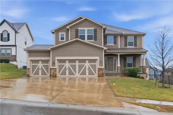 9610 N Elm Court, Kansas City, MO 64157