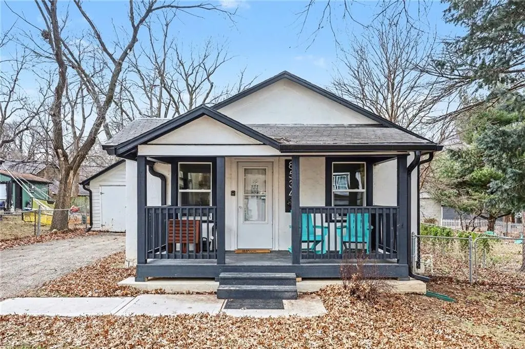 8534 Kessler Street, Overland Park, KS 66212 - Image #1