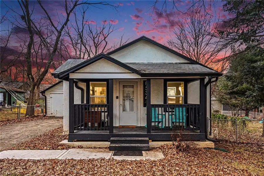 8534 Kessler Street, Overland Park, KS 66212 - Image #2