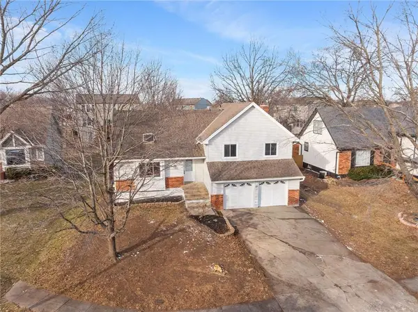 409 S Chambery Drive, Olathe, KS 66061