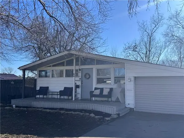 94 11th Street, Chillicothe, MO 64601