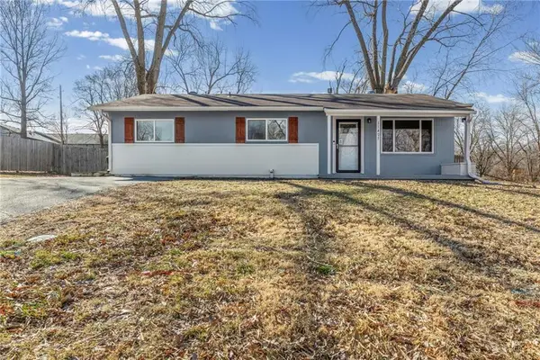 11405 E 51st Street S, Raytown, MO 64133