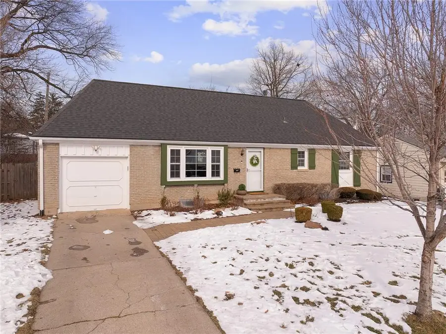 7206 W 71st Terrace, Overland Park, KS 66204 - #2