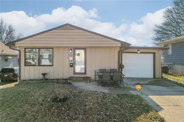 2406 Edmond Street, St Joseph, MO 64501