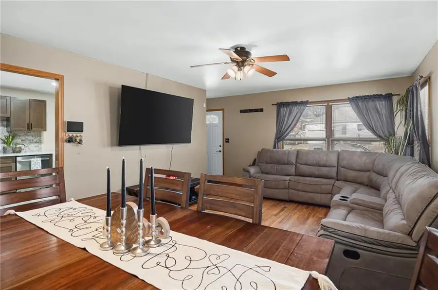 2406 Edmond Street, Saint Joseph, MO 64501 - Image #3