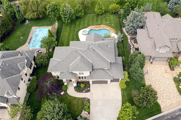 16412 Barton Street, Overland Park, KS 66221