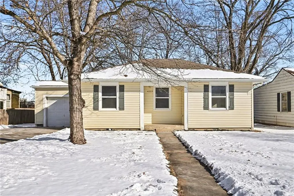 4223 N Virginia Avenue, Kansas City, MO 64116 - Image #1