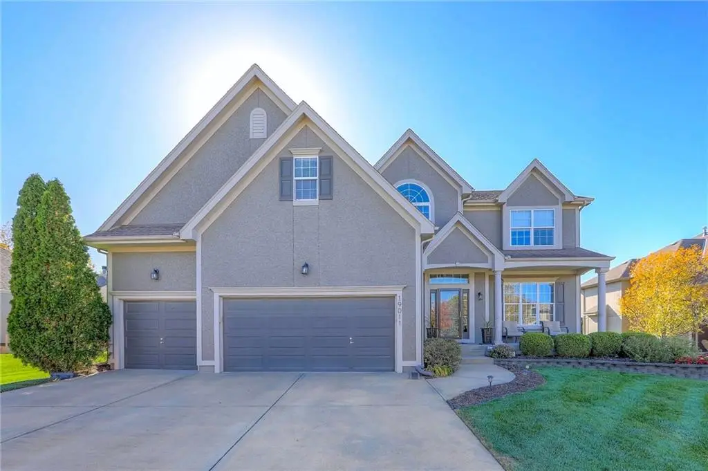 19011 W 99th Street, Lenexa, KS 66220 - #1