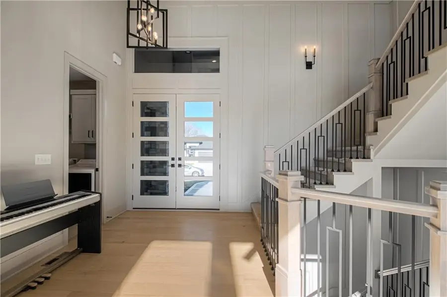 1009 Wilds Parkway, Greenwood, MO 64034 - Image #3