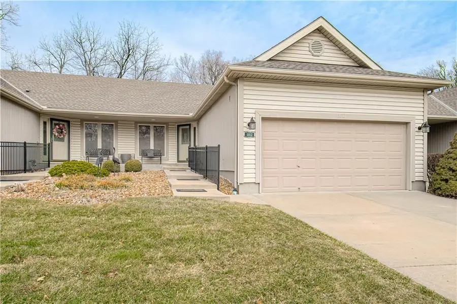 1012 NE 75th Street, Gladstone, MO 64118 - #2