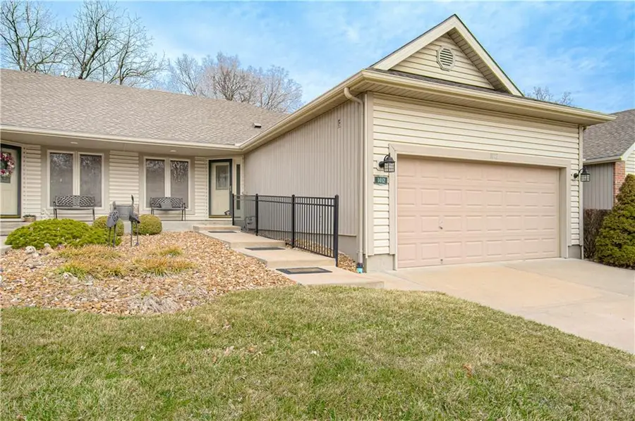 1012 NE 75th Street, Gladstone, MO 64118 - #3