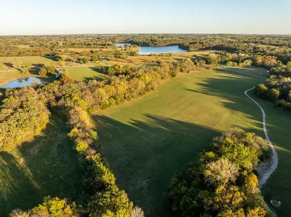 Tract 4 Highway Oo Highway, Odessa, MO 64076