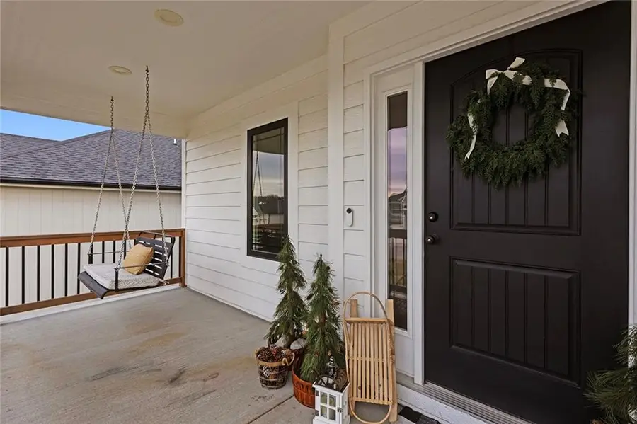 601 SW Meadowood Drive, Grain Valley, MO 64029 - Image #2