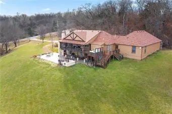 22528 Hatchell Road, Tonganoxie, KS 66086 - Image #3