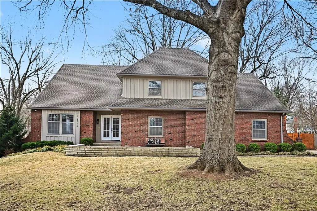 12716 Oakmont Drive, Kansas City, MO 64145 - #1