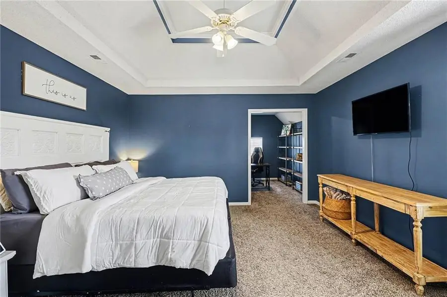 527 E Bluebird Street, Gardner, KS 66030 - Image #2