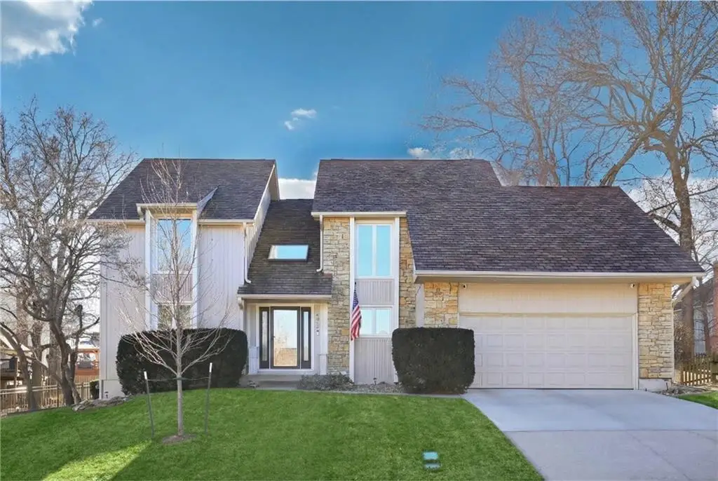 4014 NE Woodridge Drive, Lees Summit, MO 64064 - #1