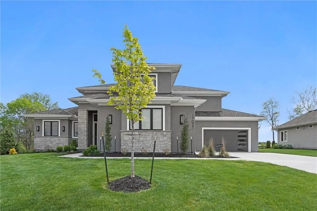 17021 Lucille Street, Overland Park, KS 66221 - Image #1