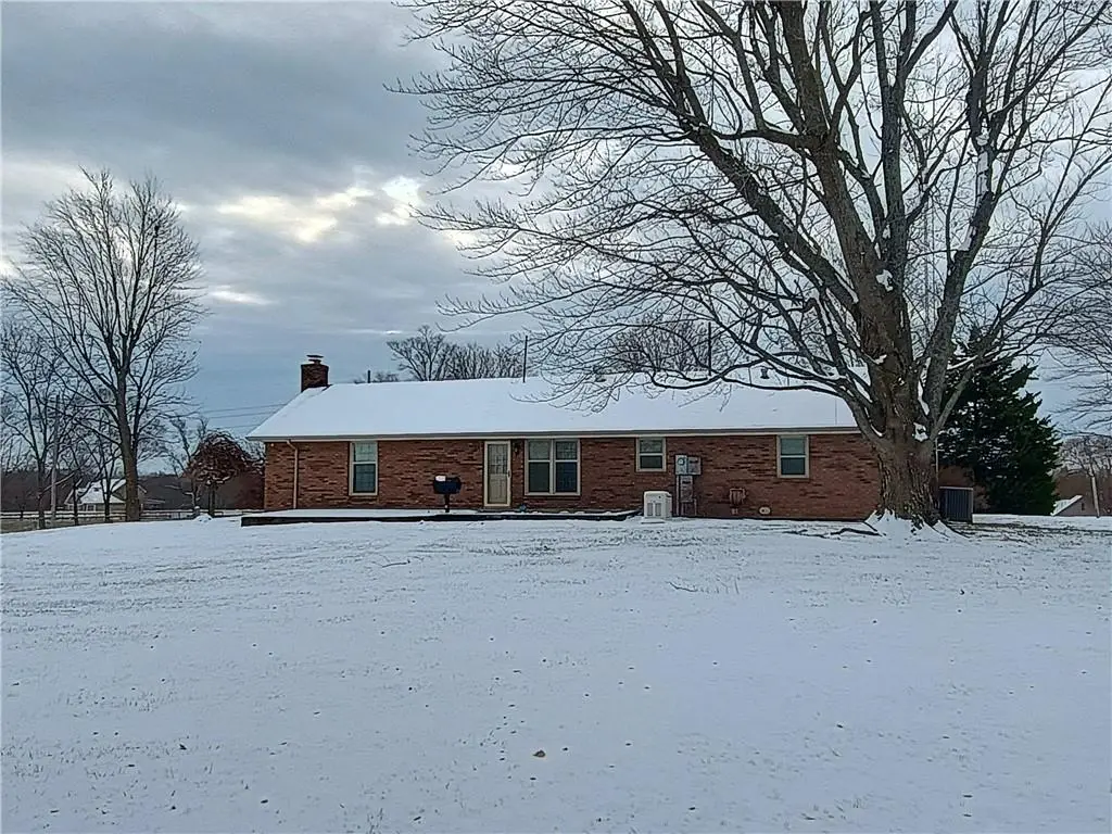 18100 E Hubach Hill Road, Pleasant Hill, MO 64080 - Image #1