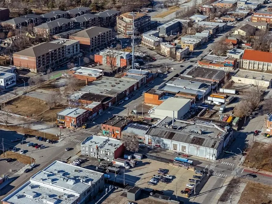 508 E 31st Street, Kansas City, MO 64108 - #3