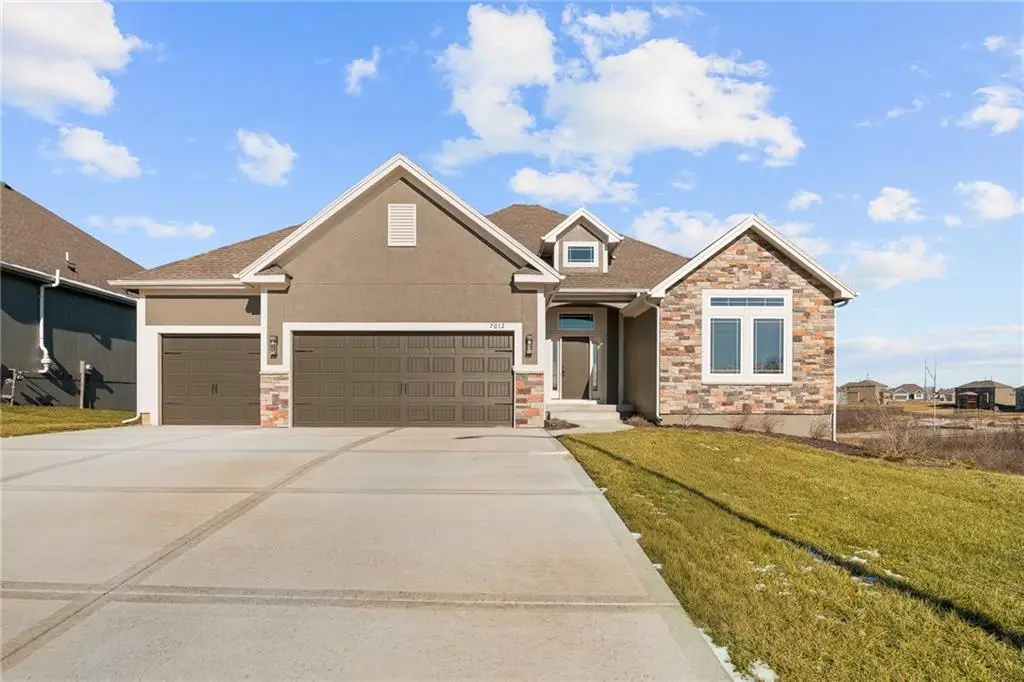 7012 NE 102nd Court, Kansas City, MO 64156 - Image #1