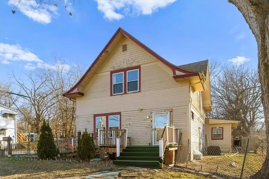 1701 W Walnut Street, Independence, MO 64050 - #2