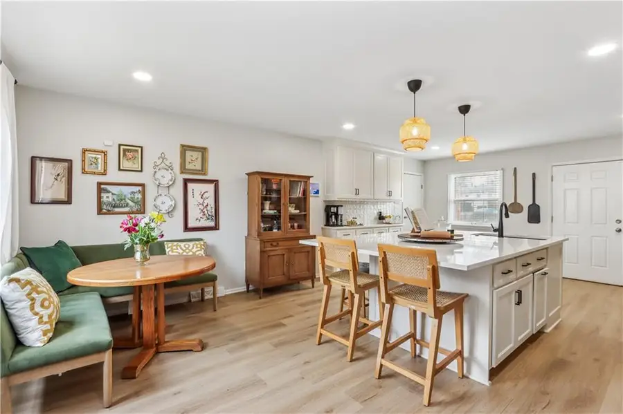 9231 W 100th Street, Overland Park, KS 66212 - Image #2