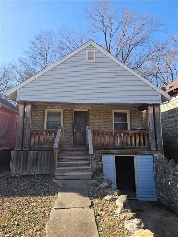 4520 Olive Street, Kansas City, MO 64130