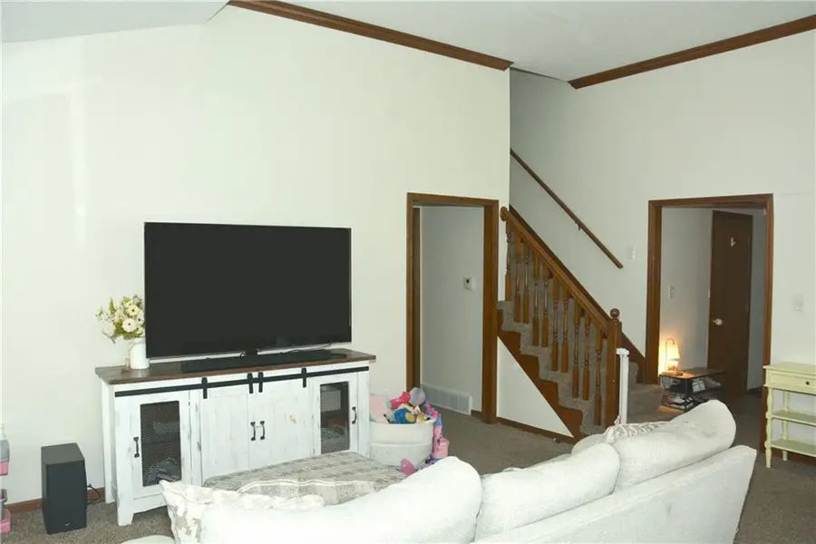 1103 NW Porter Court, Blue Springs, MO 64015 - Image #3