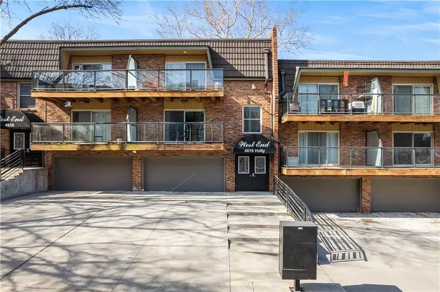 4616 Holly Street #3, Kansas City, MO 64112 - #2