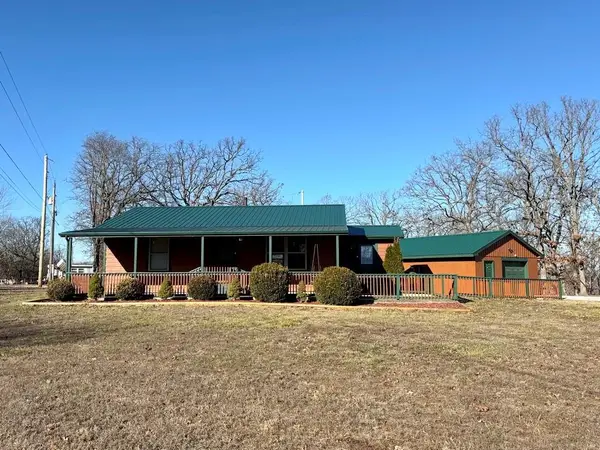 2465 SW 453 Road, El Dorado Springs, MO 64744