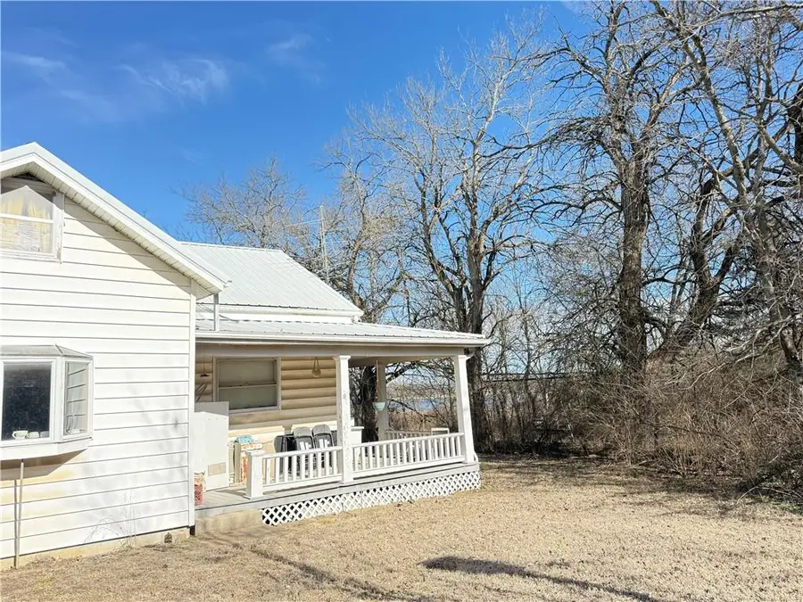 18794 Mckinley Lake Road, Parsons, KS 67357 - Image #3