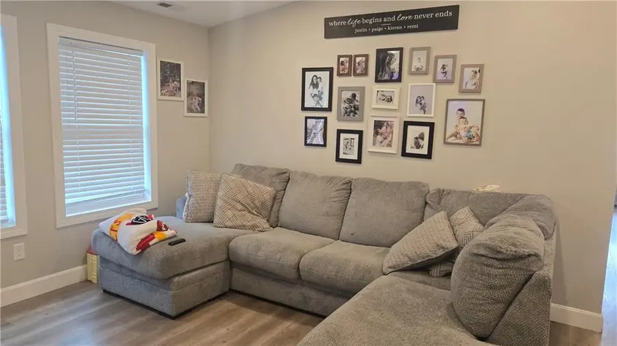 408 Lincoln Avenue, Osawatomie, KS 66064 - Image #2