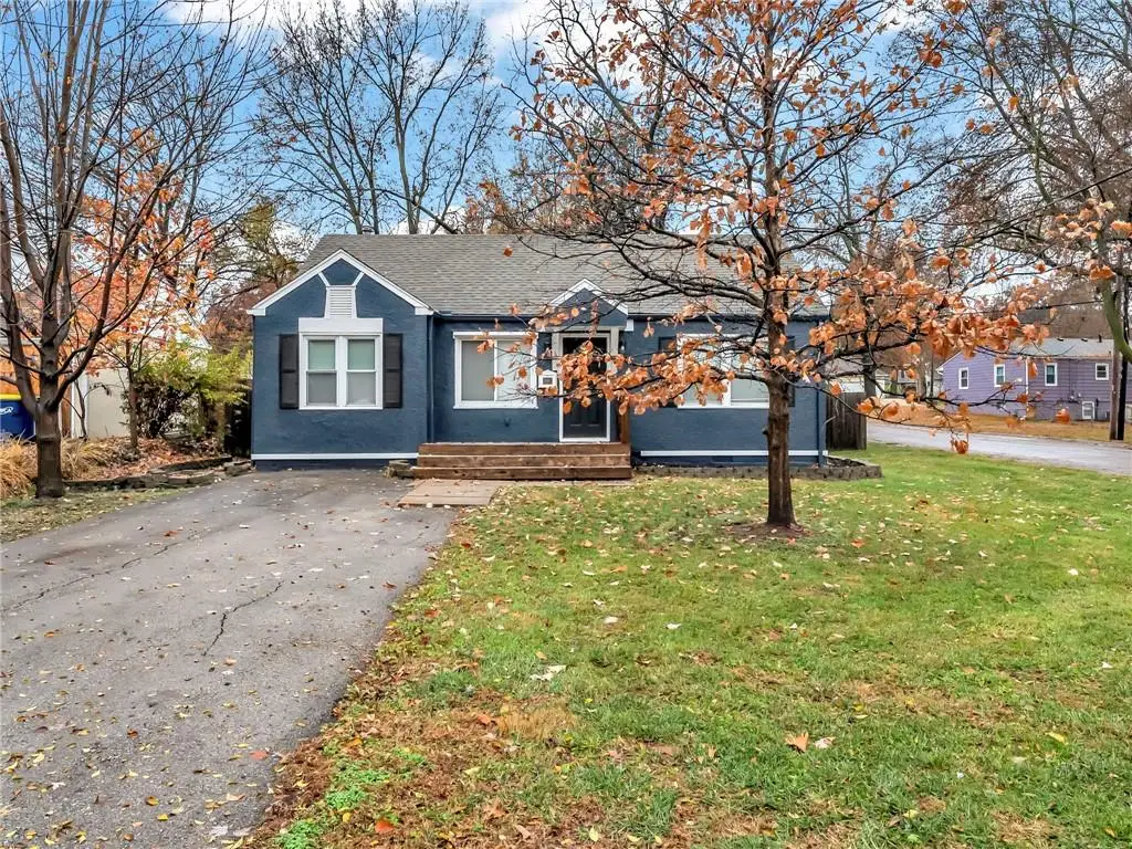 5700 Walmer Street, Mission, KS 66202 - Image #1