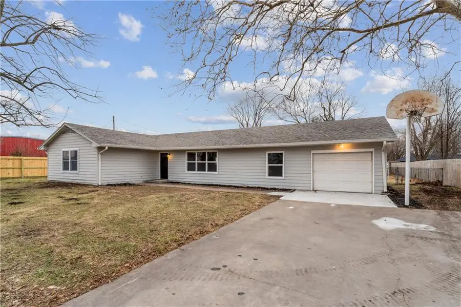 453 W 1st Street, Peculiar, MO 64078 - Image #3